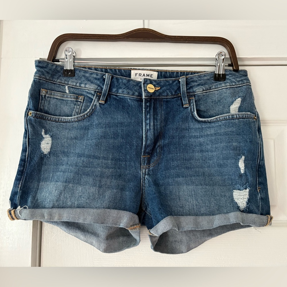 Frame‎ Denim Distressed Blue Jean Shorts Grand Garçon Size 28 NWOT